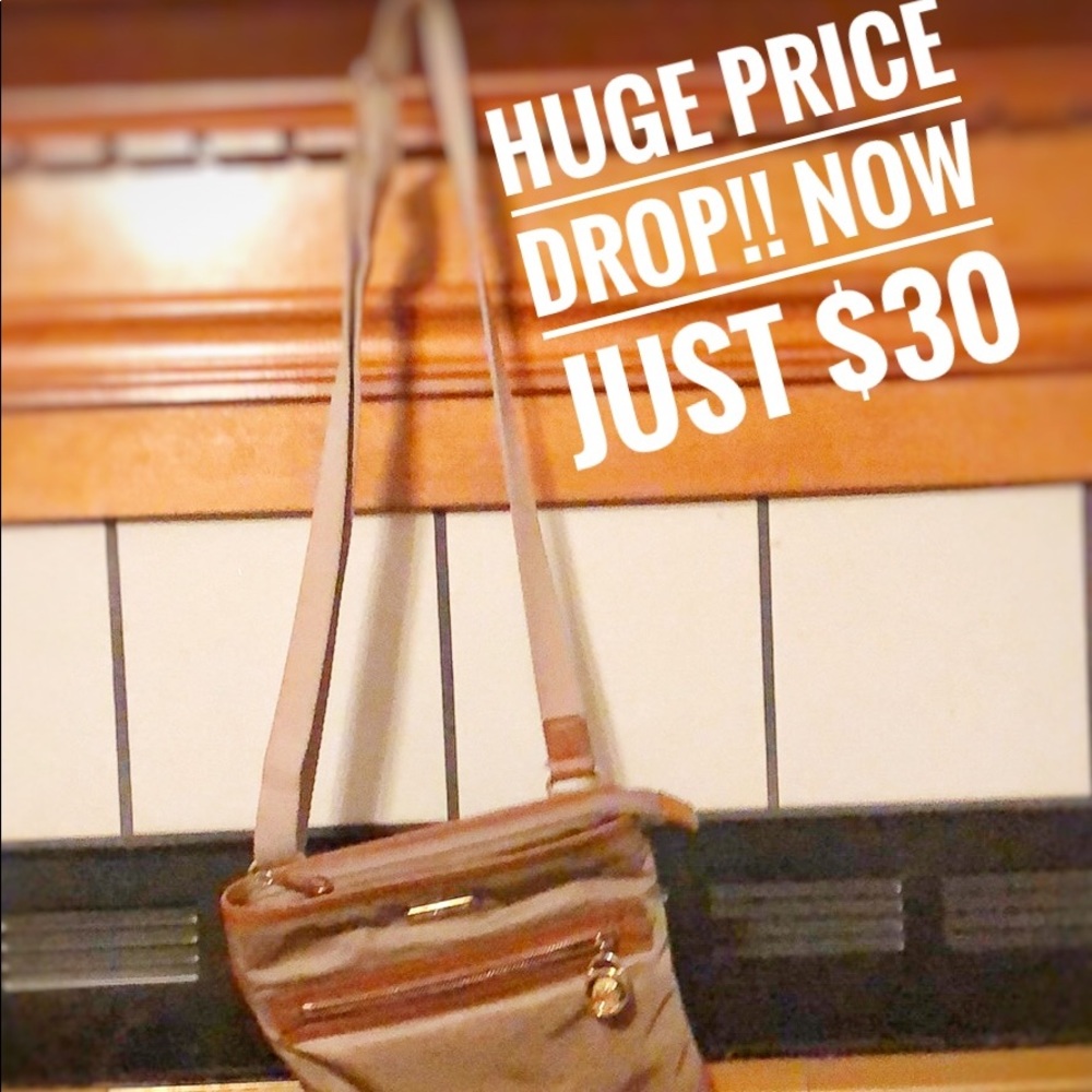Small Authentic Michael Kors crossbody bag